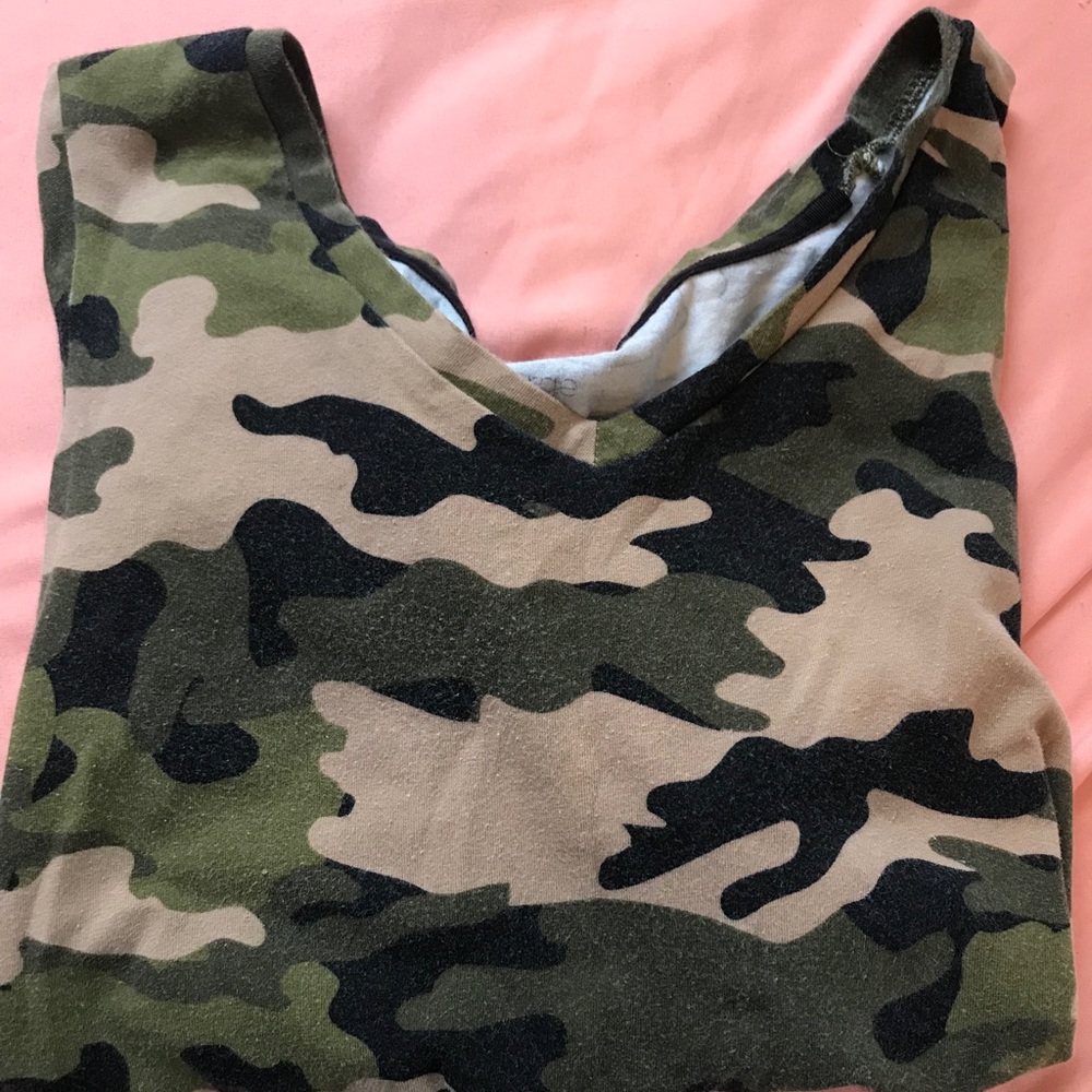 Stretchy camo top